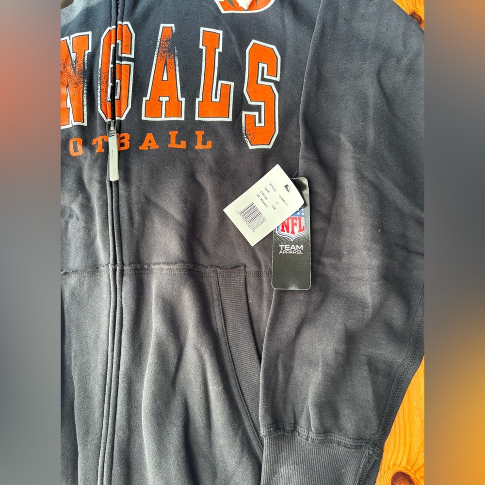Men's NFL Cincinnati Bengals Football Zip Up Hoodie Size L NWT - Picture 3 of 6